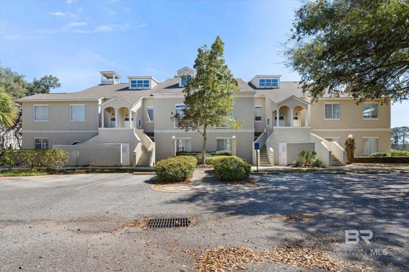 Super Clean two bedroom, two bath condominium. The private - Beach Home for sale in Gulf Shores, Alabama on Beachhouse.com