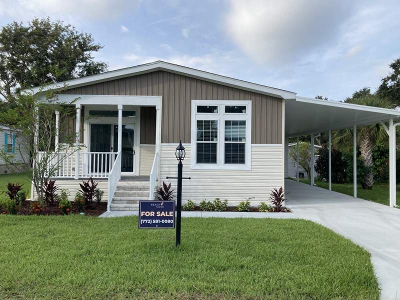 Limited Time Special!!! Lot Rent $299 a month for the First - Beach Home for sale in Sebastian, Florida on Beachhouse.com