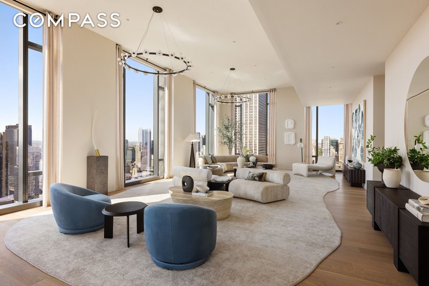 Overlooking Madison Square Park and the iconic Flatiron Building - Beach Condo for sale in New York, New York on Beachhouse.com