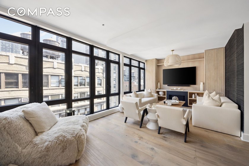 The Penthouse at 128 W 26th Street is a bright, contemporary 1 - Beach Condo for sale in New York, New York on Beachhouse.com