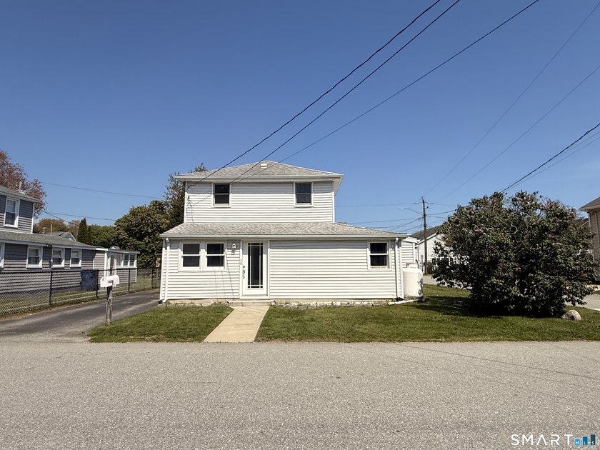 Unique Beach property! 40 Portland Avenue, Old Lyme Beach - Beach Home for sale in Old Lyme, Connecticut on Beachhouse.com