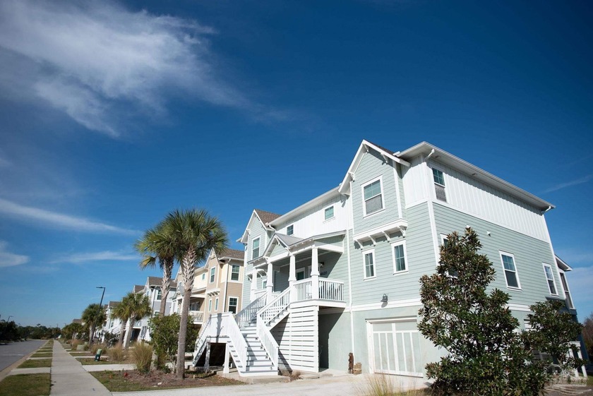 Fully Furnished With Full Offer!  Welcome to 6620 Carlinga Drive - Beach Home for sale in Perdido Key, Florida on Beachhouse.com