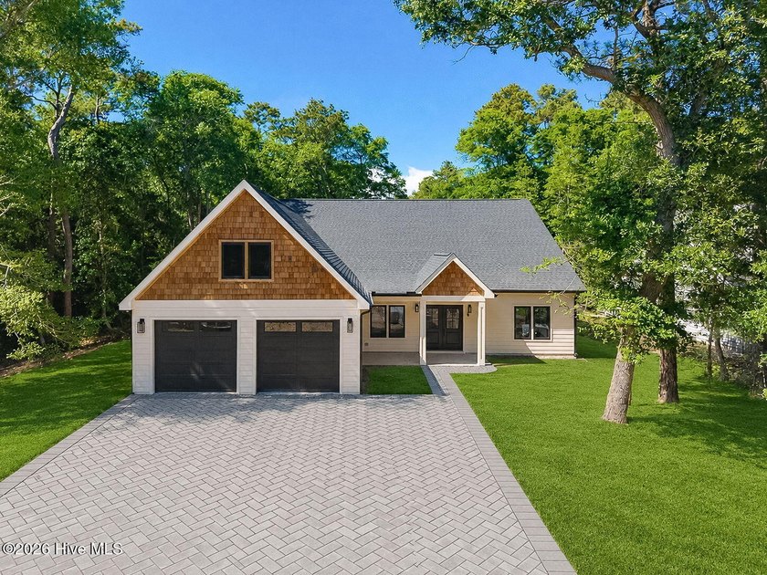 CURATED. COASTAL. LUXURY. Brand new and beautifully designed - Beach Home for sale in Pine Knoll Shores, North Carolina on Beachhouse.com