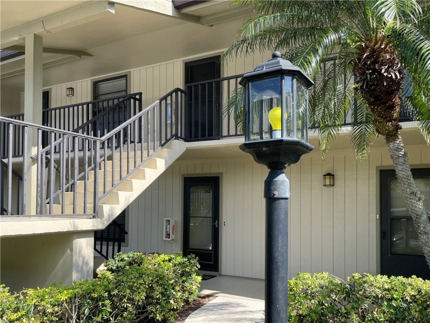 OASIS OF YOUR DREAMS* Age 55+ Community. SHORT WALK TO CLUBHOUSE - Beach Home for sale in Vero Beach, Florida on Beachhouse.com