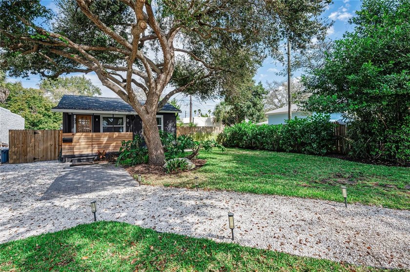 Under contract-accepting backup offers. One or more photo(s) has - Beach Condo for sale in St. Petersburg, Florida on Beachhouse.com