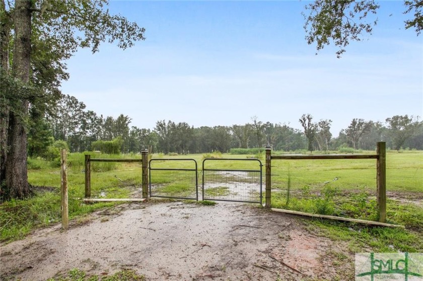 Country living 15 minutes from Downtown Savannah - bring your - Beach Acreage for sale in Savannah, Georgia on Beachhouse.com