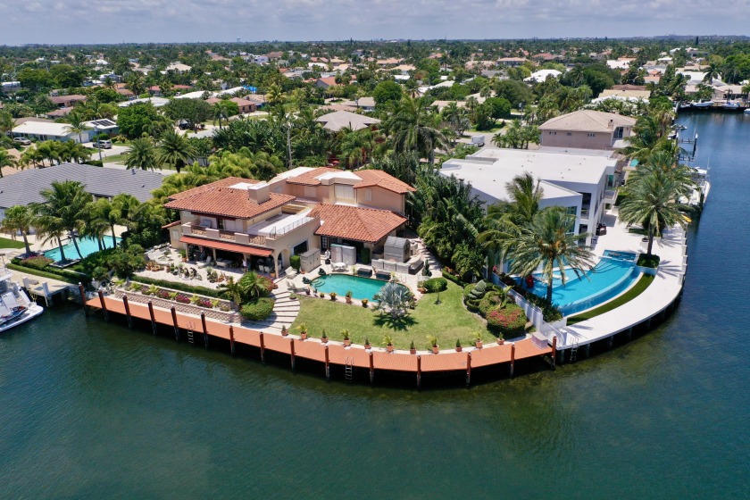 This home is situated on the North Grand Canal, one block west - Beach Home for sale in Lighthouse Point, Florida on Beachhouse.com