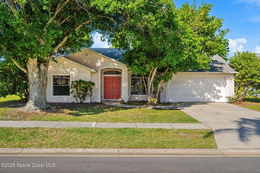 Whether you're an investor or a buyer with vision, this is an - Beach Home for sale in Melbourne, Florida on Beachhouse.com