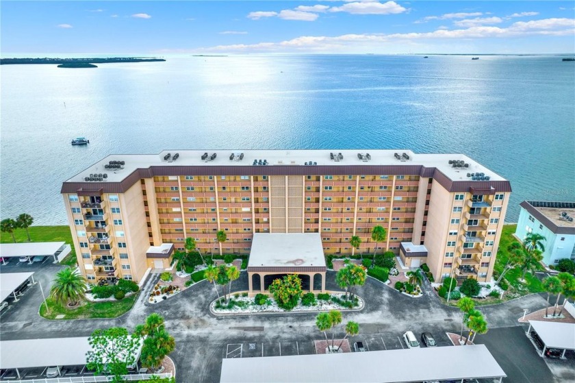 Welcome to your dream coastal retreat! This beautifully - Beach Condo for sale in Dunedin, Florida on Beachhouse.com