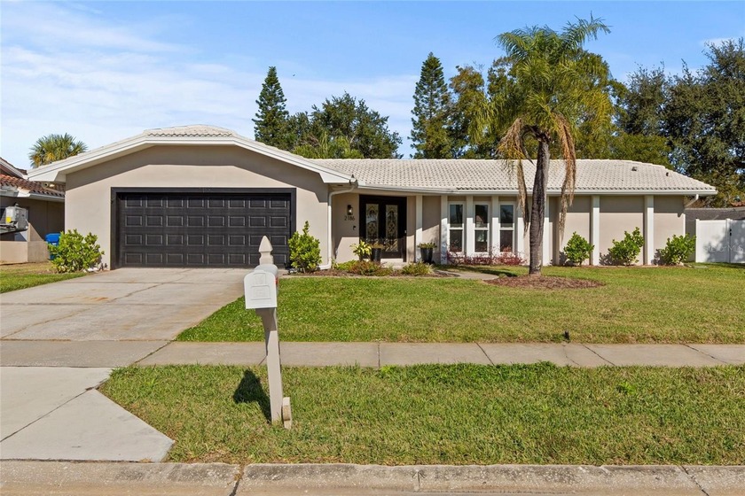 Under contract-accepting backup offers. Discover a refreshed - Beach Home for sale in Clearwater, Florida on Beachhouse.com