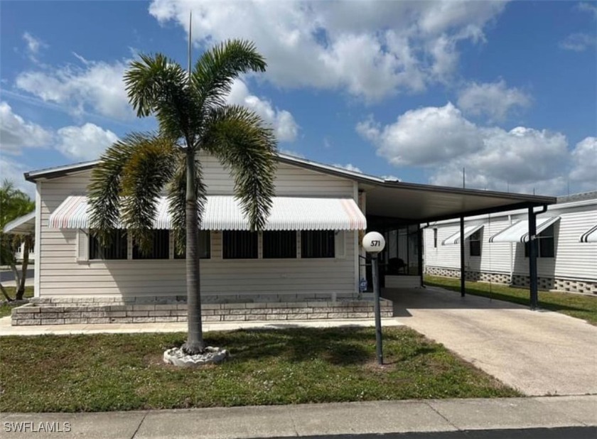 A charming turnkey 2-bedroom, 2-bathroom manufactured home in - Beach Home for sale in North Fort Myers, Florida on Beachhouse.com