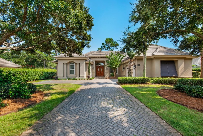 Original owners. Custom home by Boswell Builders-many upgrades - Beach Home for sale in Miramar Beach, Florida on Beachhouse.com