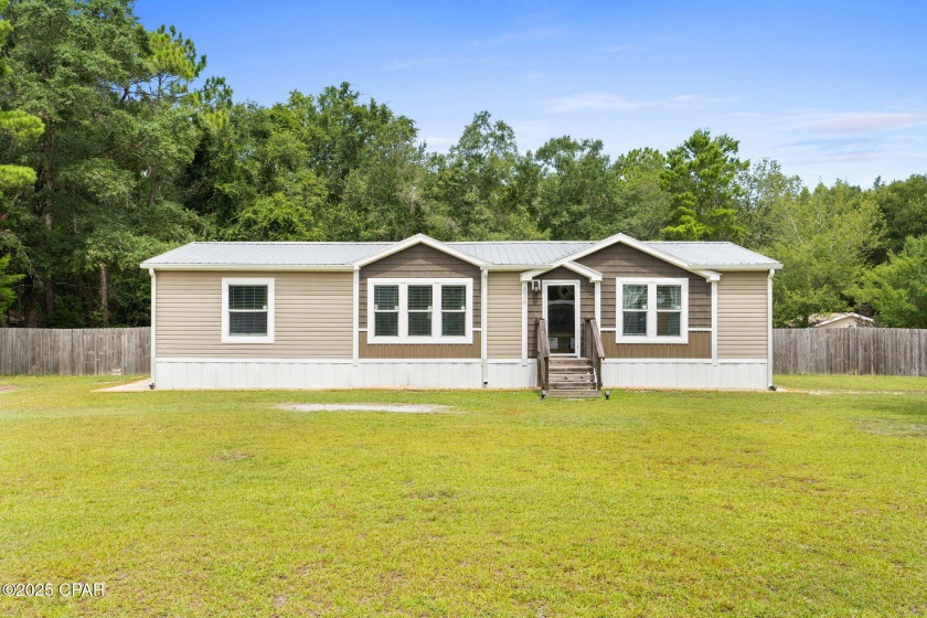 Looking for peaceful country living with easy access to the - Beach Home for sale in Freeport, Florida on Beachhouse.com