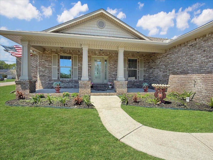 Nestled just 5 miles from the pristine shores of Navarre Beach - Beach Home for sale in Navarre, Florida on Beachhouse.com
