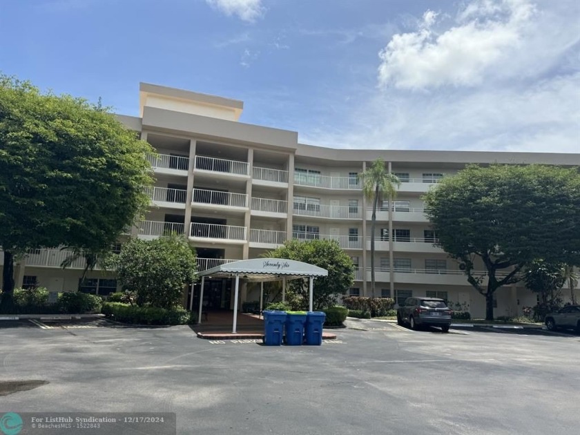 Ground floor 2 bedroom, 2 bath condo with over 1,500 sqft in - Beach Condo for sale in Pompano Beach, Florida on Beachhouse.com