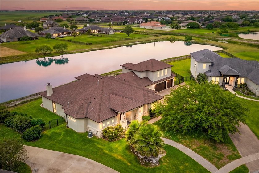 Welcome to your dream home in the sought-after Lago Vista - Beach Home for sale in Corpus Christi, Texas on Beachhouse.com