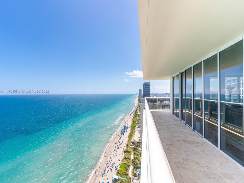 DIRECT OCEAN VIEW FROM THIS AMAZING 3/3, SOUTH EASTCORNER UNIT - Beach Condo for sale in Hallandale Beach, Florida on Beachhouse.com