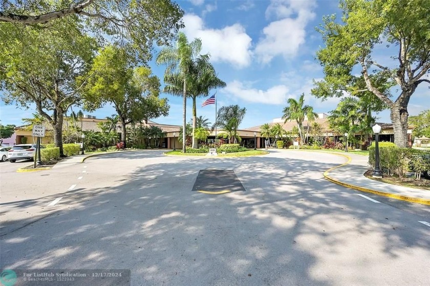 55+ COMMUNITY, THIS TURN KEY READY UNIT IS ON THE 3rd FLOOR - Beach Condo for sale in Sunrise, Florida on Beachhouse.com