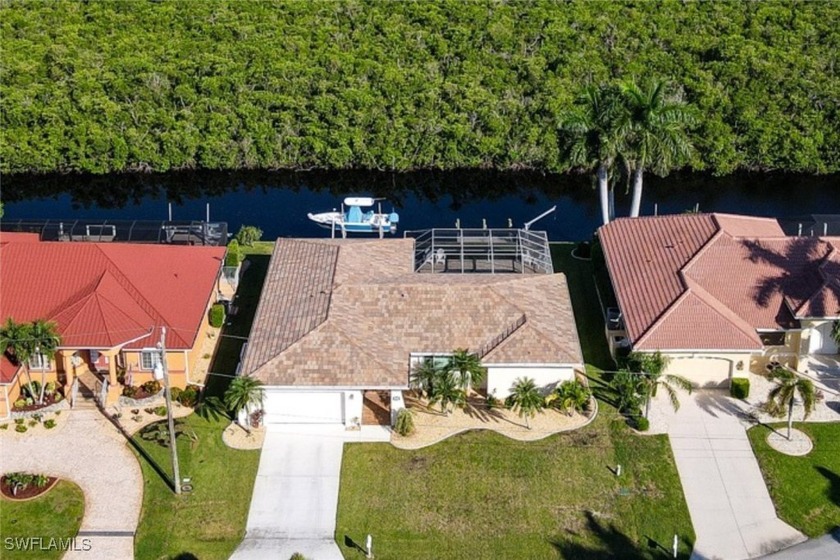 Welcome to your slice of paradise! This inviting 3-bedroom - Beach Home for sale in Punta Gorda, Florida on Beachhouse.com