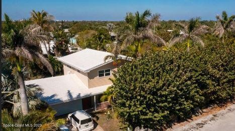 Incredible opportunity to own a potential gem in the heart of - Beach Home for sale in Melbourne Beach, Florida on Beachhouse.com