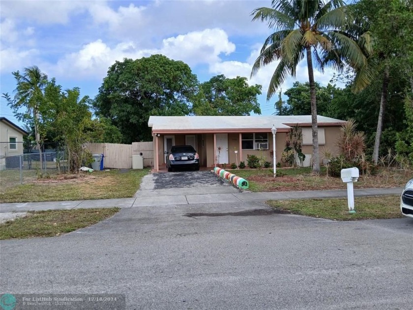 Location! Just a short 15-minute drive from the beautiful - Beach Home for sale in Pompano Beach, Florida on Beachhouse.com