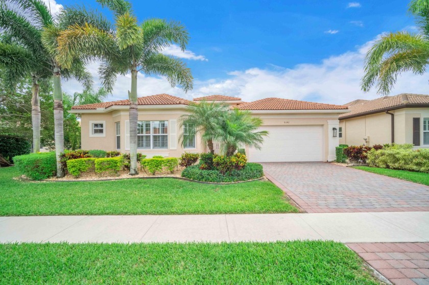 Wow! Gorgeous lake view.  Expanded patio with dome, picture - Beach Home for sale in Boynton Beach, Florida on Beachhouse.com