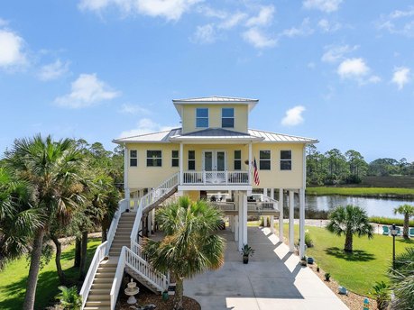 Privately positioned at the end of the street in a gated - Beach Home for sale in Crawfordville, Florida on Beachhouse.com