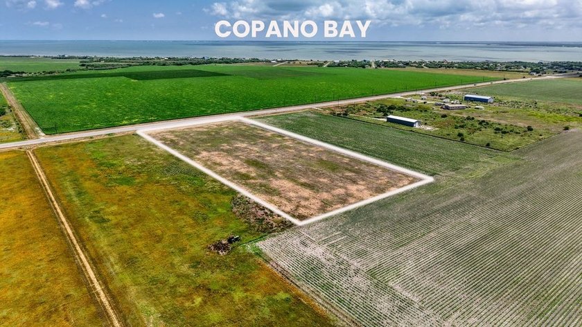 Approximately 5 acres of unrestricted raw land with prime - Beach Acreage for sale in Bayside, Texas on Beachhouse.com