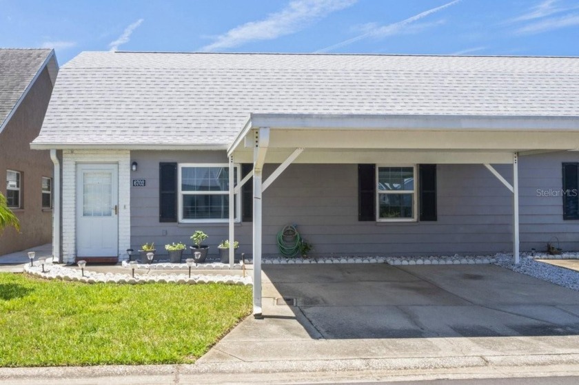 This elegant condominium boasts two spacious bedrooms and two - Beach Condo for sale in New Port Richey, Florida on Beachhouse.com