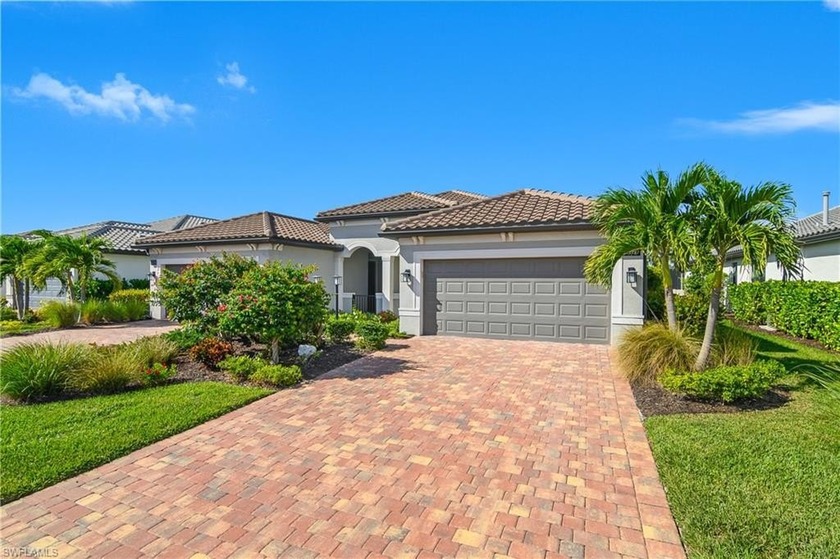 Stunning Custom Villa in Esplanade Lake Club - Luxury Living - Beach Home for sale in Fort Myers, Florida on Beachhouse.com
