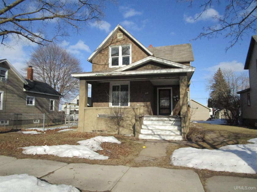 Nice 2 unit investment property with good size yard and plenty - Beach Home for sale in Escanaba, Michigan on Beachhouse.com