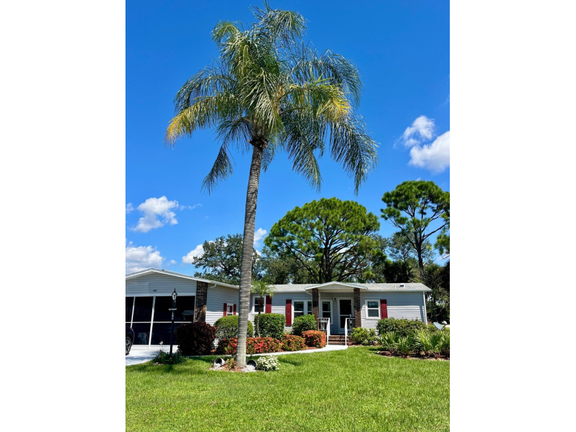 Move right into this furnished two-bedroom, two-bath home - Beach Home for sale in North Fort Myers, Florida on Beachhouse.com