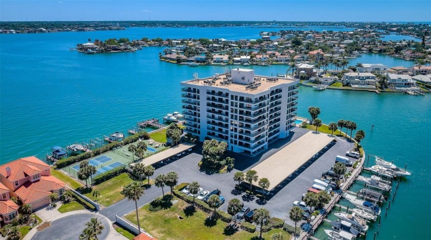 Stunning 5th-Floor Corner Condo with Unparalleled Water Views in - Beach Condo for sale in Clearwater Beach, Florida on Beachhouse.com