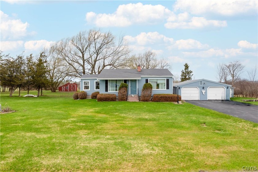 Welcome home to your piece of country paradise. This is a very - Beach Home for sale in Dexter, New York on Beachhouse.com