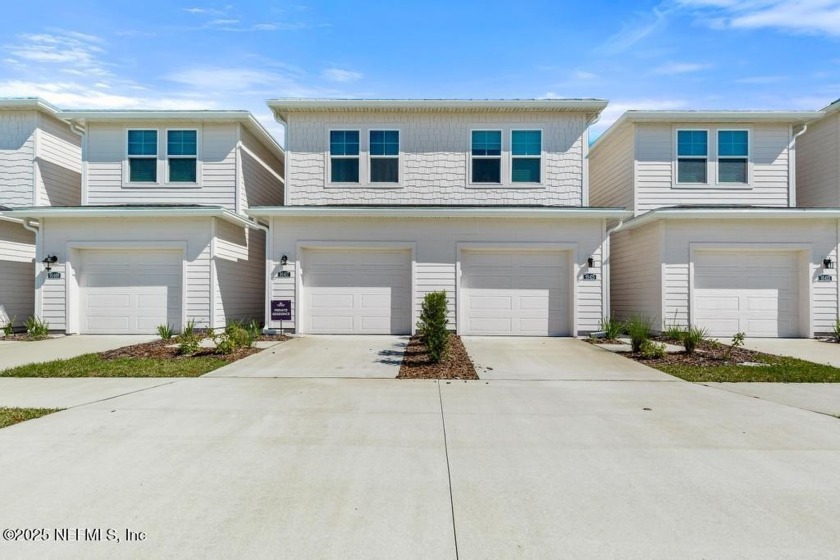 Welcome to the Townes at Concourse Crossing. Don't miss this - Beach Townhome/Townhouse for sale in Fernandina Beach, Florida on Beachhouse.com