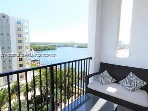 2 BEDROOM 2 BATHROOM RENOVATED UNIT. SS APPLIANCES. PORCELAIN - Beach Condo for sale in Sunny Isles Beach, Florida on Beachhouse.com