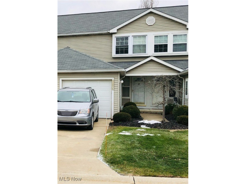 1285 Leeward Lane unit: C - Beach Condo for sale in Willoughby, Ohio on Beachhouse.com
