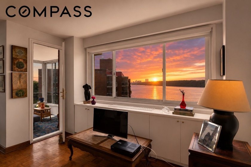 RIVER VIEWS FOR DAYS! Perched high above the Hudson in one of - Beach Condo for sale in Bronx, New York on Beachhouse.com