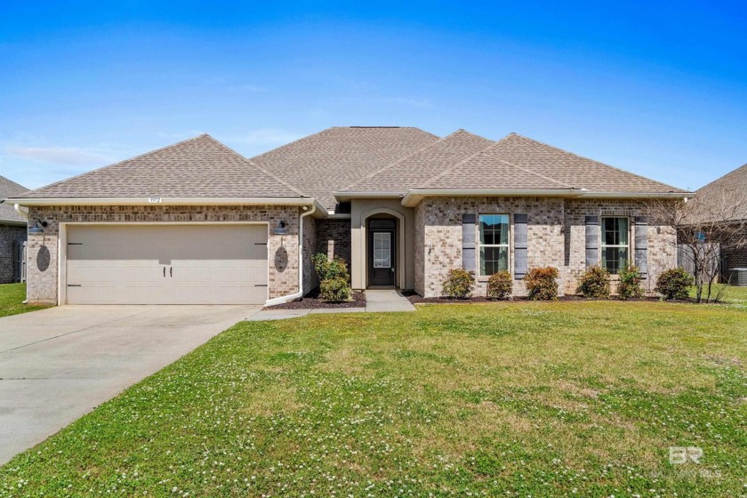 Located in Daphne, Al and central to all that Baldwin Co. has to - Beach Home for sale in Daphne, Alabama on Beachhouse.com