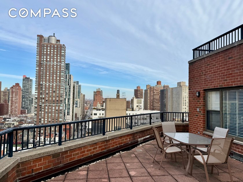 Penthouse C at 400 East 85th Street is an extraordinary - Beach Condo for sale in New York, New York on Beachhouse.com
