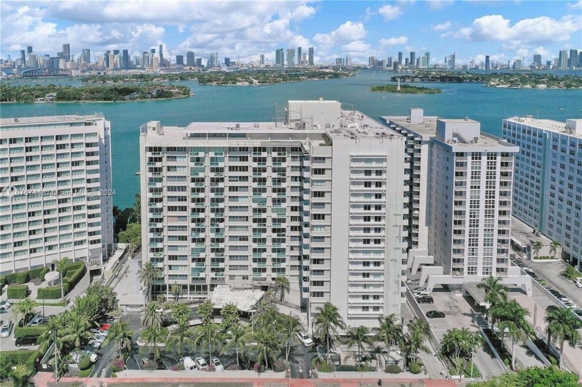 Stunning 1-bedroom apartment with modern finishes, offering - Beach Condo for sale in Miami Beach, Florida on Beachhouse.com