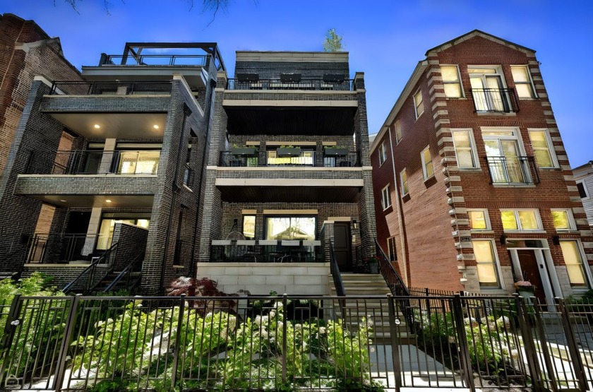 Showcased in Luxe Interiors + Design, this impeccably curated - Beach Townhome/Townhouse for sale in Chicago, Illinois on Beachhouse.com