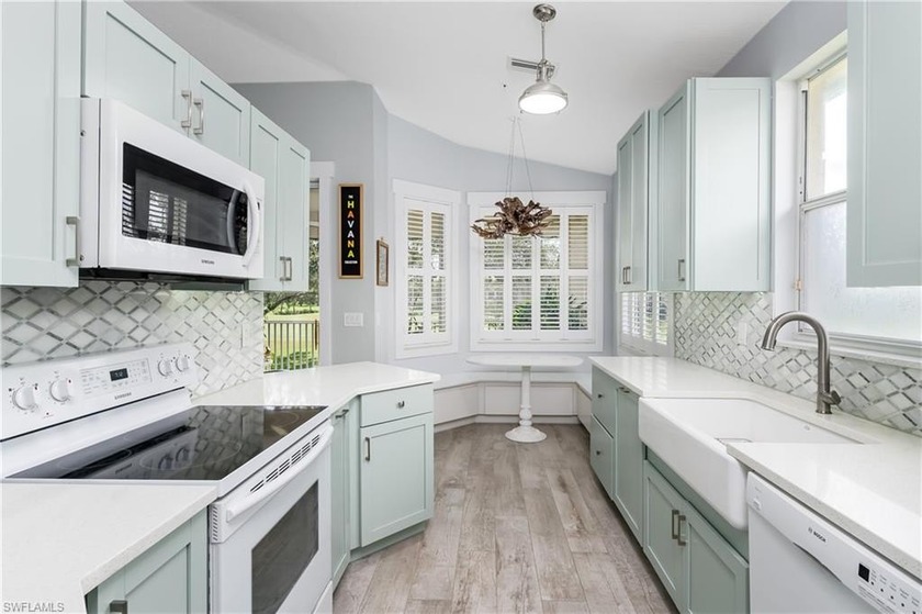 Introducing the hottest unit in Lalique! Features an expansive - Beach Condo for sale in Naples, Florida on Beachhouse.com