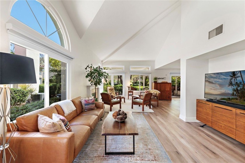 **Lakeside living at its finest with a new price**The Marbella - Beach Townhome/Townhouse for sale in Rancho Santa Margarita, California on Beachhouse.com