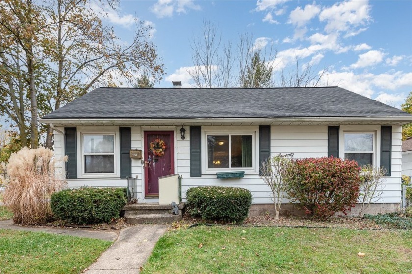 Welcome to 74 Leroy St! This home boasts charm!  Two good sized - Beach Home for sale in Rochester, New York on Beachhouse.com