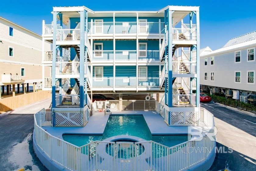 Don't miss out on this captivating Gulf side condo in Gulf - Beach Condo for sale in Gulf Shores, Alabama on Beachhouse.com