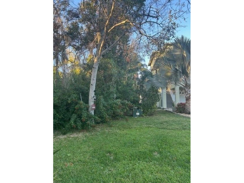 Close to beach, 3 county parks, 87-mile lineal bicycle trail - Beach Lot for sale in Seminole, Florida on Beachhouse.com