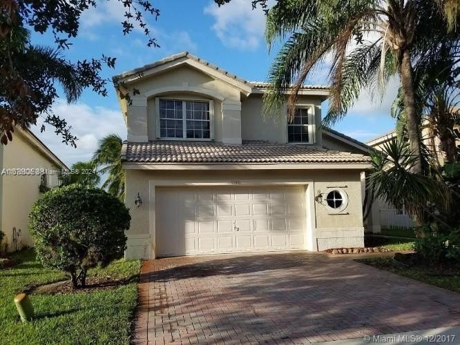 BACK ON THE MARKET. Lakefront opportunity!!! two-story home in - Beach Home for sale in Miramar, Florida on Beachhouse.com