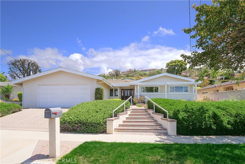 Don't miss this beautiful home located in the much desired quiet - Beach Home for sale in Rancho Palos Verdes, California on Beachhouse.com