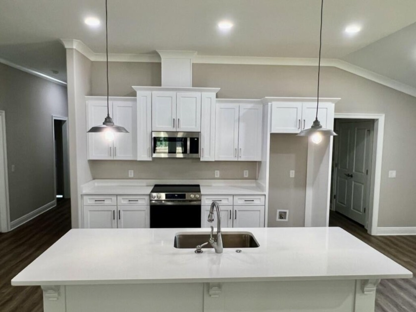 NEW CRAFTSMAN Custom Built Home ~ this luxurious 3 bed/2 bath - Beach Home for sale in Navarre, Florida on Beachhouse.com